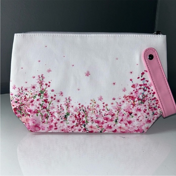 New Miss Dior Floral Cosmetic Bag - Picture 3 of 6